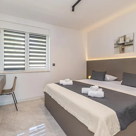 Villa Mate S Bazenom I Prekrasnim Pogledom Na