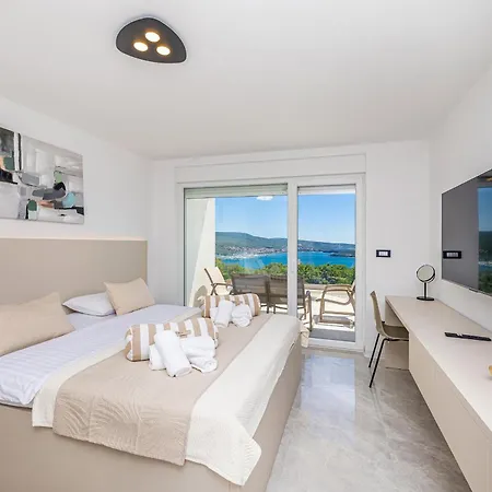 Villa Mate S Bazenom I Prekrasnim Pogledom Na Kornic